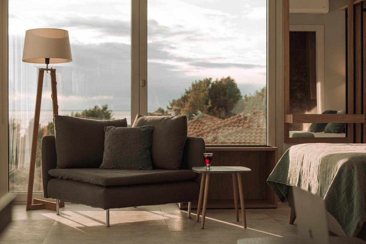 Nikiti Botanic Pool Suites מראה חיצוני תמונה