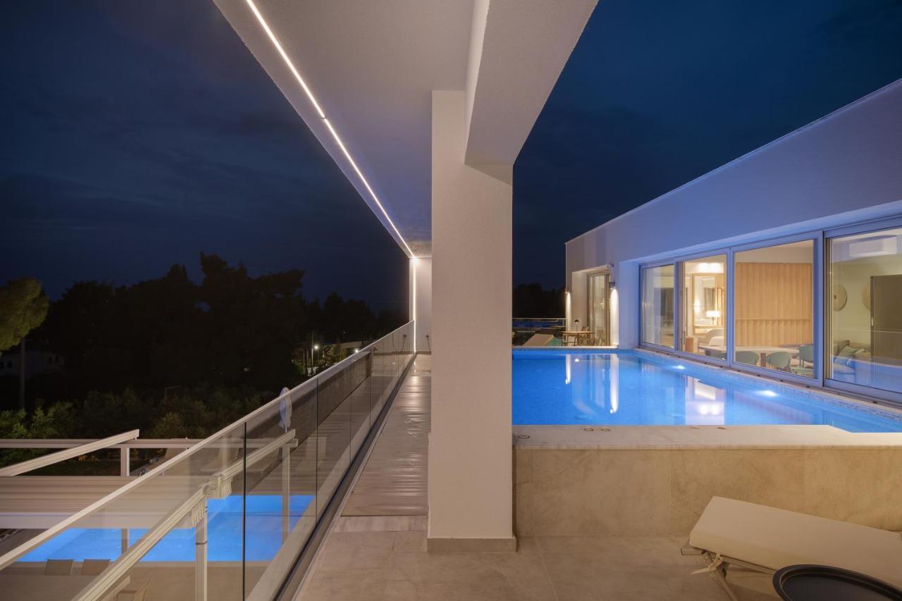 Nikiti Botanic Pool Suites מראה חיצוני תמונה