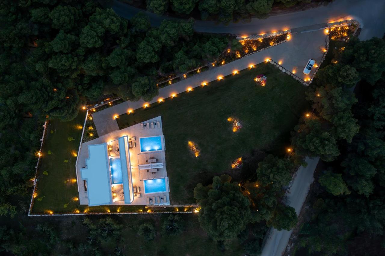 Nikiti Botanic Pool Suites מראה חיצוני תמונה