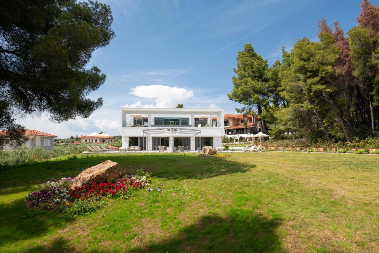 Nikiti Botanic Pool Suites מראה חיצוני תמונה