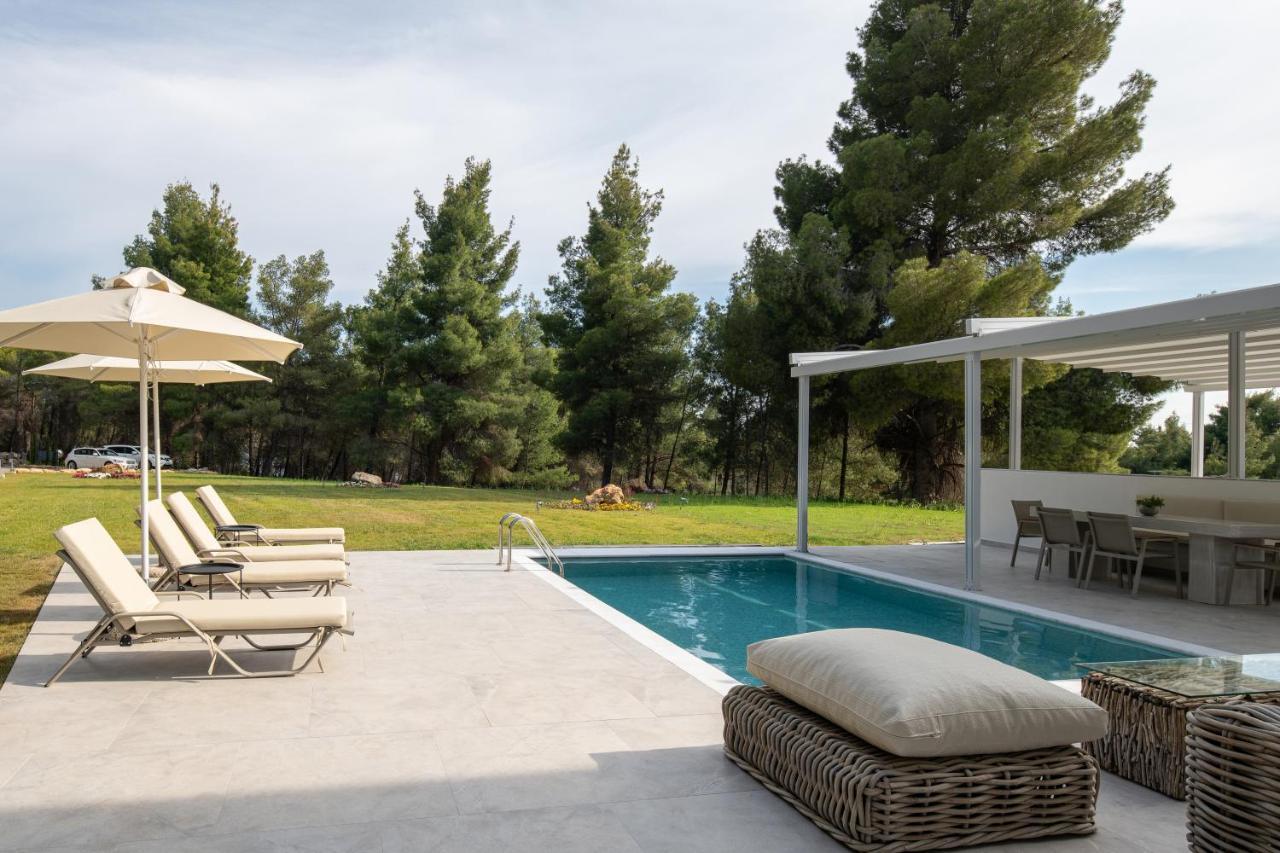 Nikiti Botanic Pool Suites מראה חיצוני תמונה