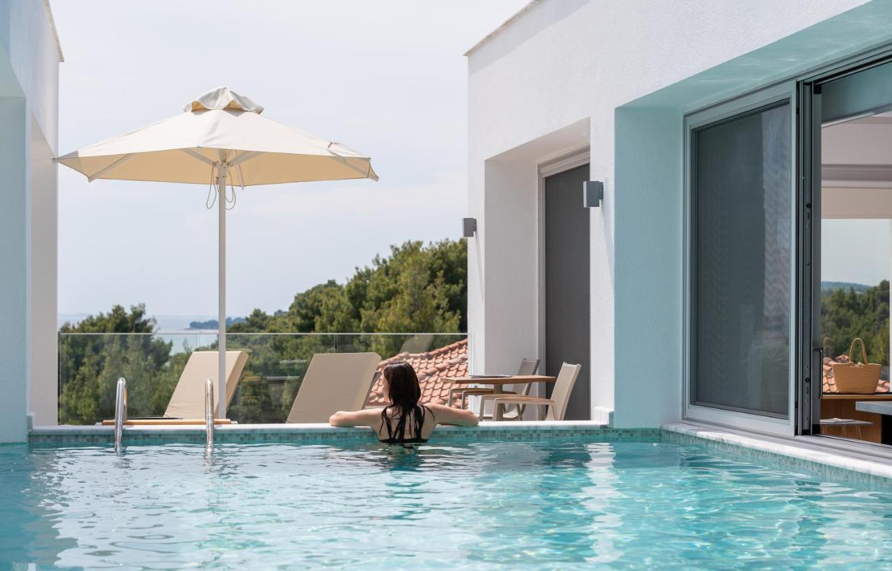 Nikiti Botanic Pool Suites מראה חיצוני תמונה